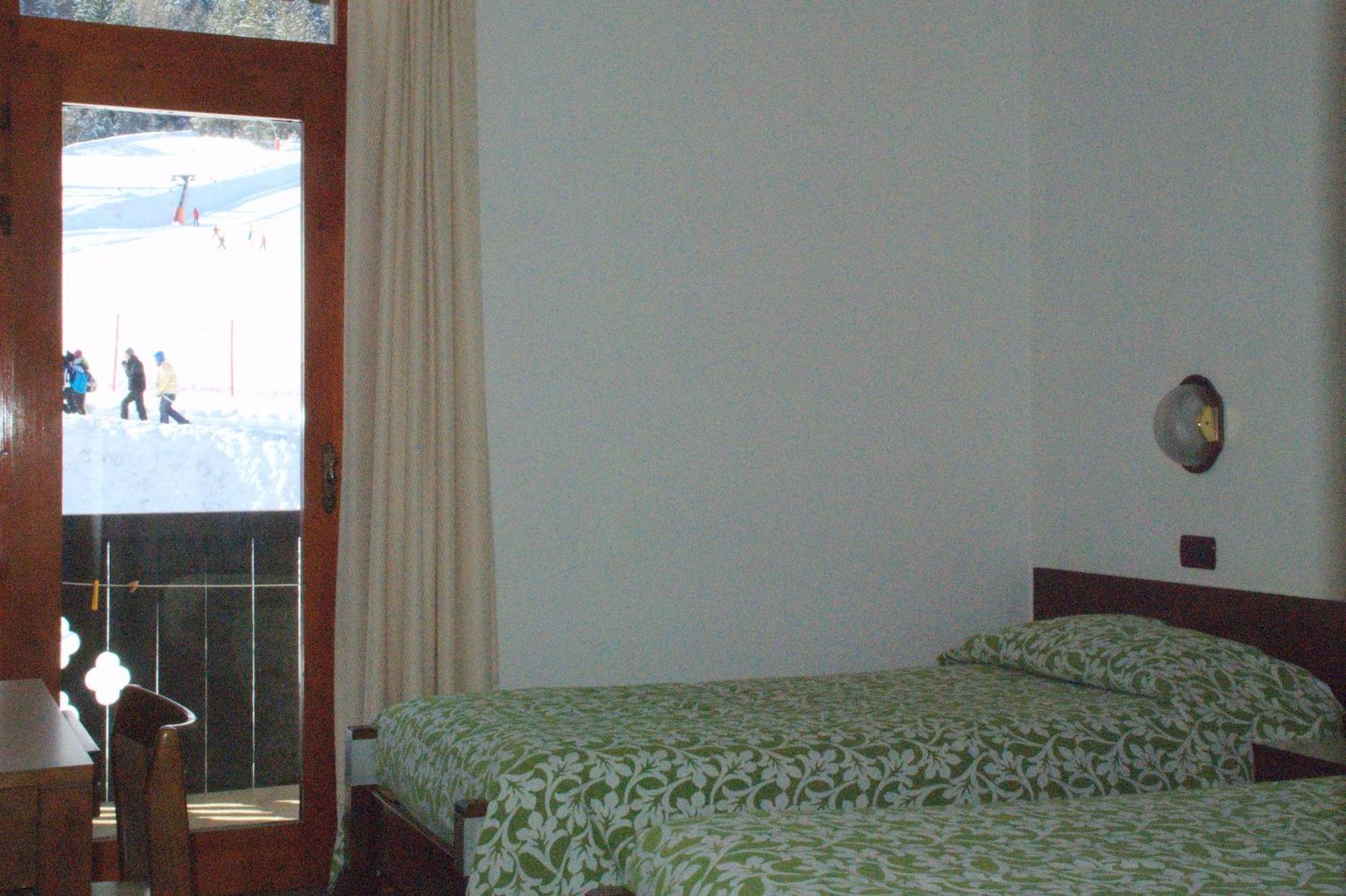 Hotel Davost Forni di Sopra Eksteriør bilde