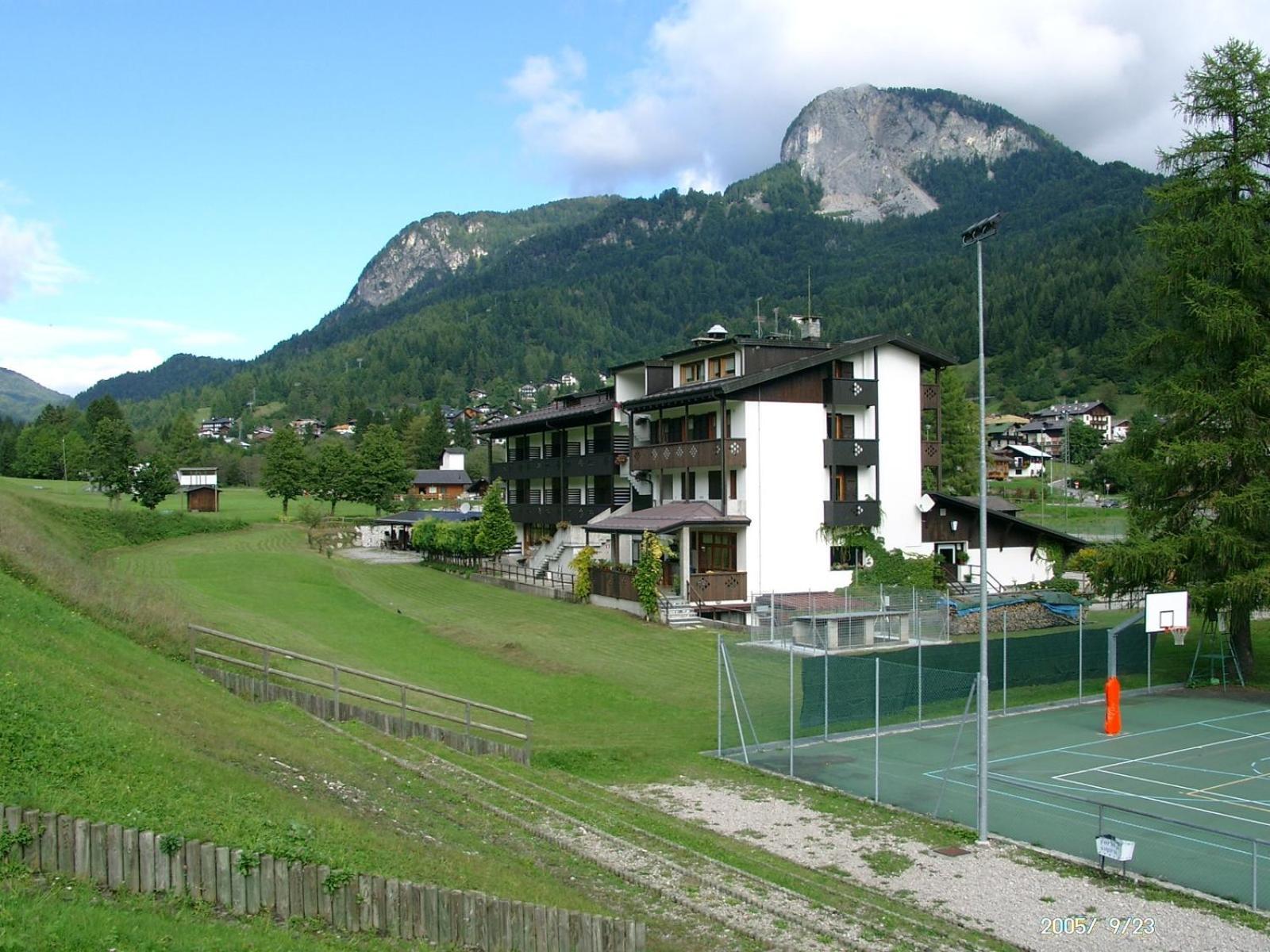 Hotel Davost Forni di Sopra Eksteriør bilde