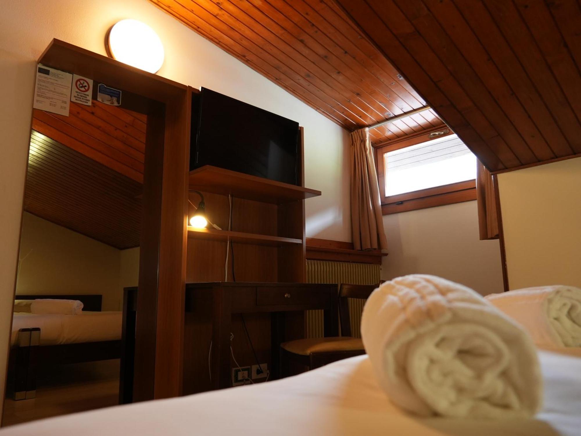 Hotel Davost Forni di Sopra Eksteriør bilde